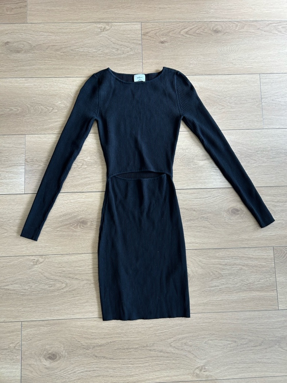 Wilfred Black Long-Sleeve Cutout Mini Dress - Picture 3 of 7